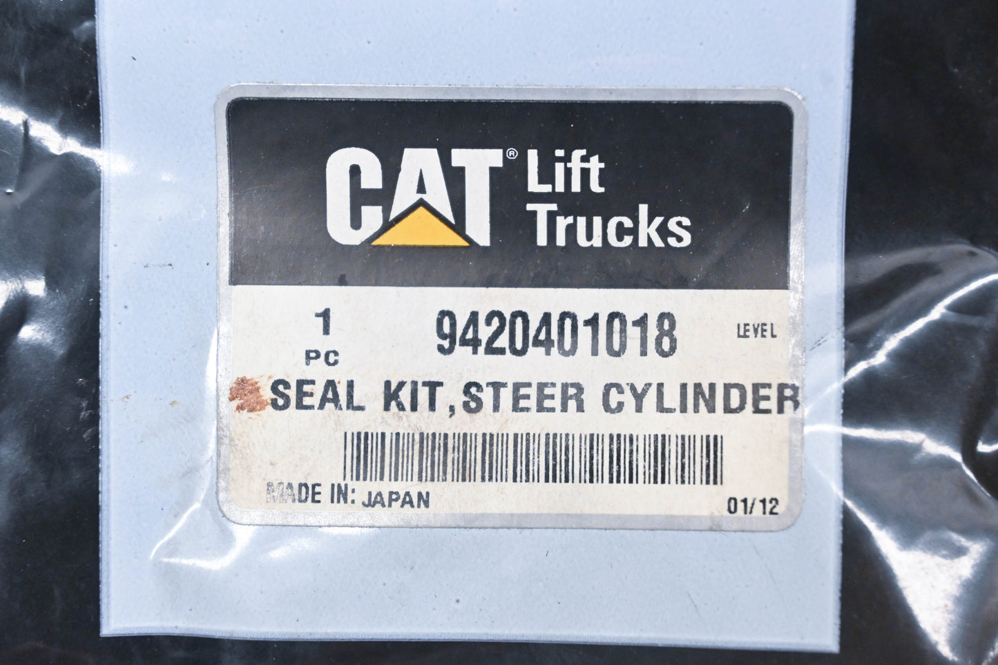 Caterpillar 9420401018, 94204-01018 Steering Tilt Cylinder Seal Kit NOS