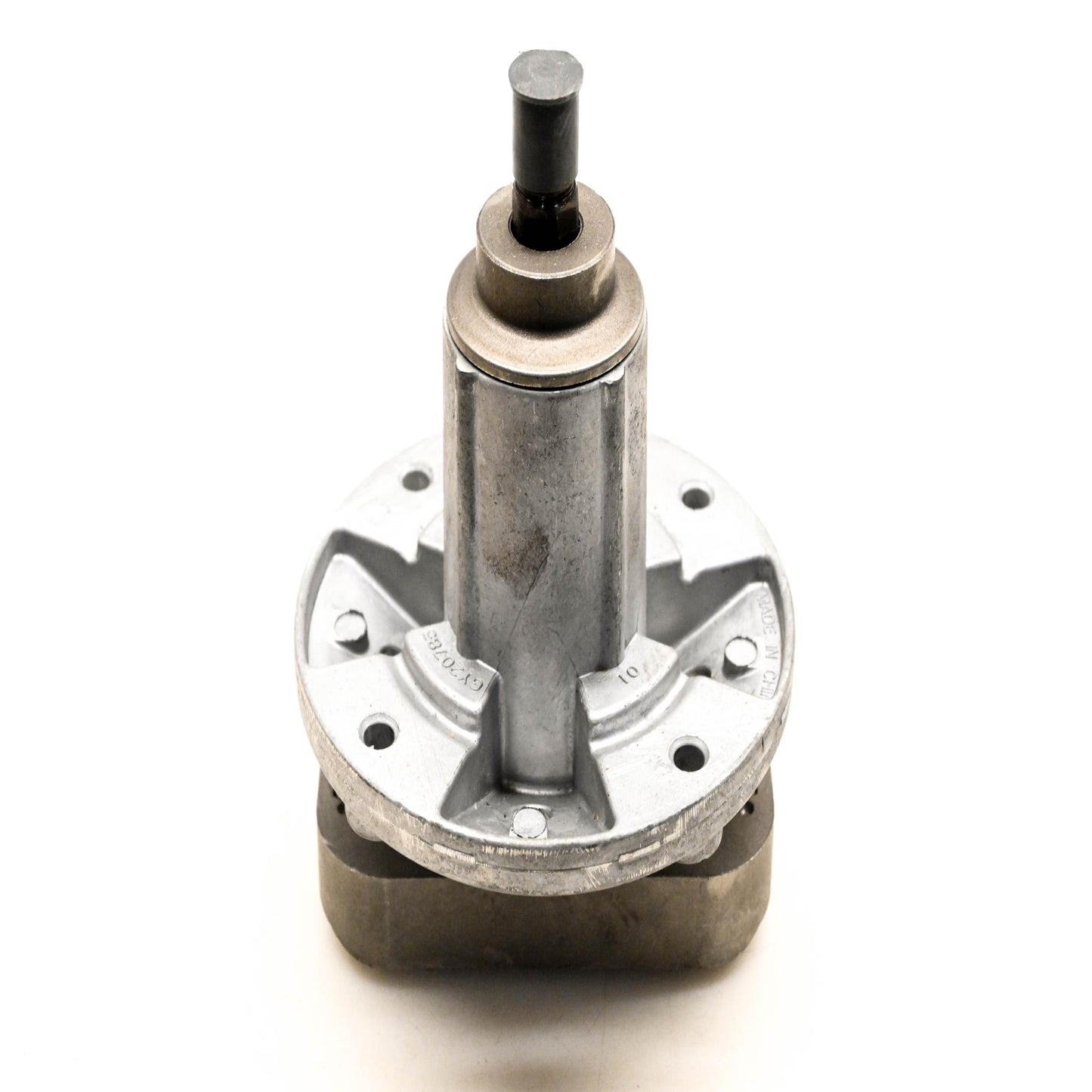 New OEM John Deere GY20785 Spindle NOS
