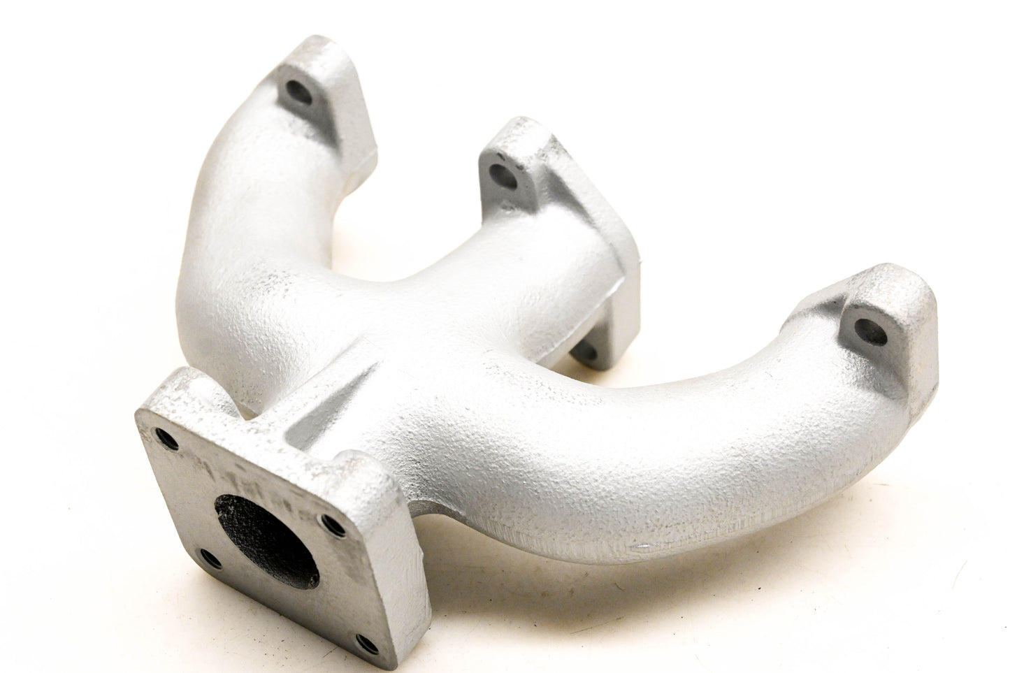 Mitsubishi MM408-571 Exhaust Manifold NOS