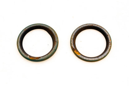 New OEM Polaris 3610016 Oil Seals Qty 2 NOS