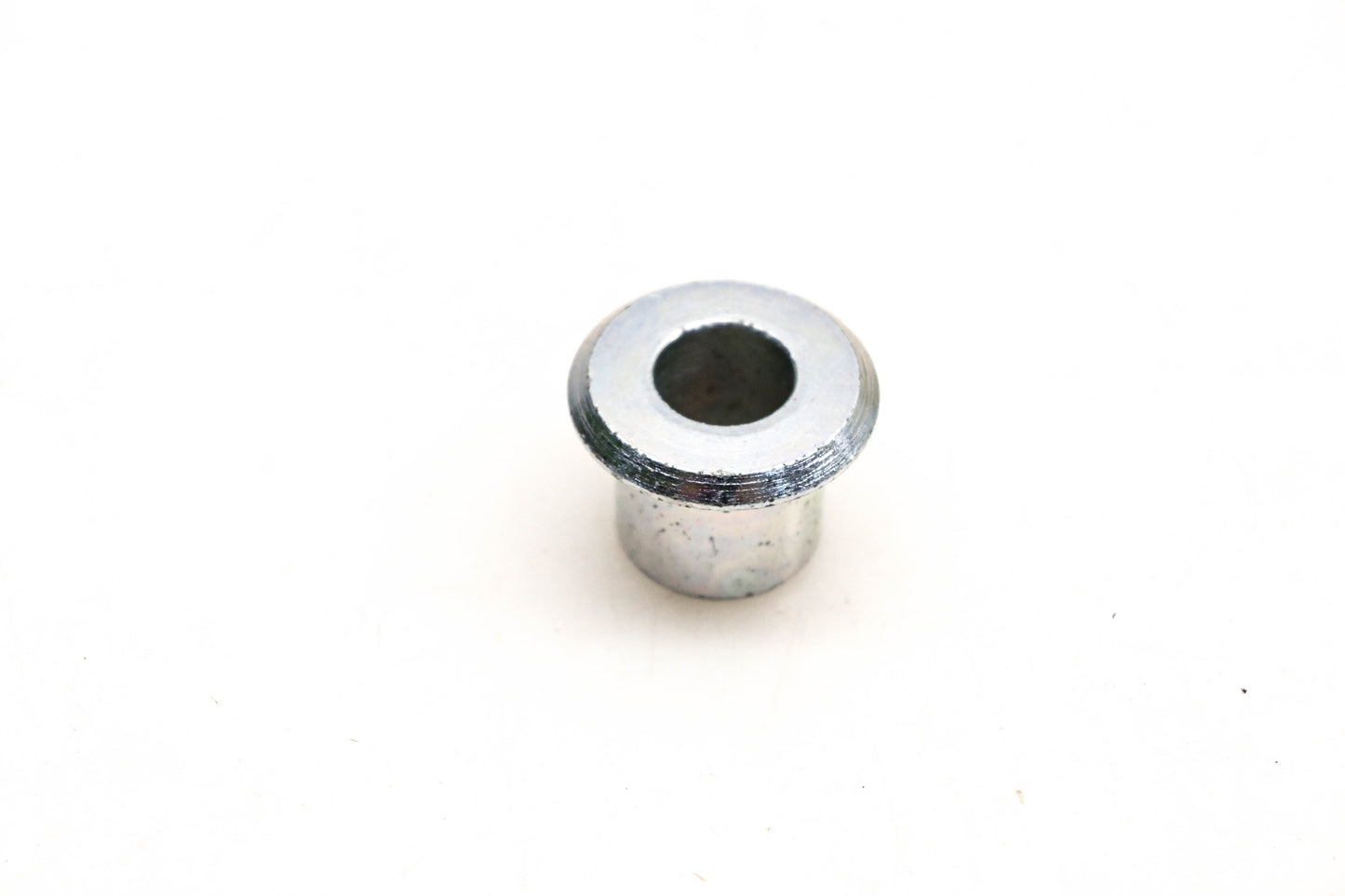 New Aftermarket 505071781 Cushion Bushing NOS