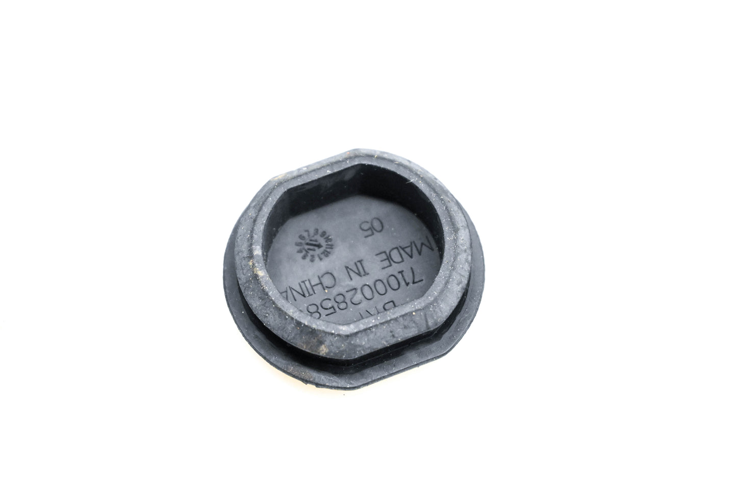 New Aftermarket 710002858 Rubber Plug NOS
