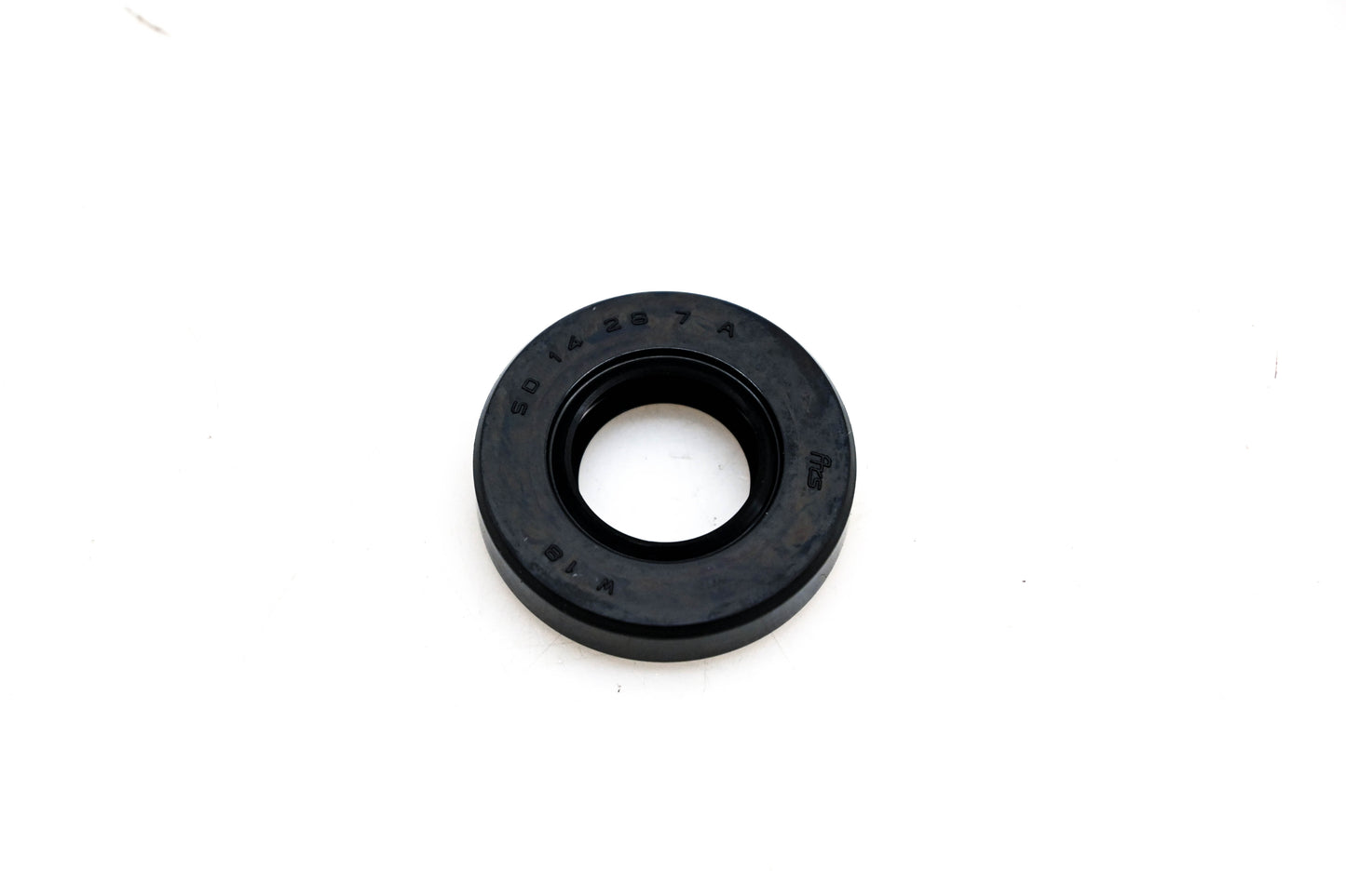 New OEM Honda 91206-286-013 Oil Seal 14x28x7 NOS