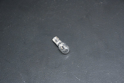 New OEM Kawasaki 92069-1020 Indicator Bulb 12v 3w T7 NOS