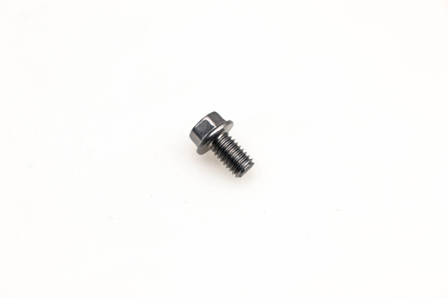 New OEM Yamaha 95024-06010-00 Flange Bolt NOS