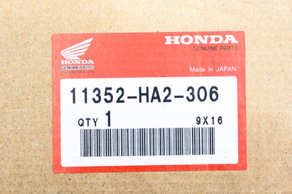 New OEM Honda 11352-HA2-306 Lefthand Crankcase Cover Gasket NOS