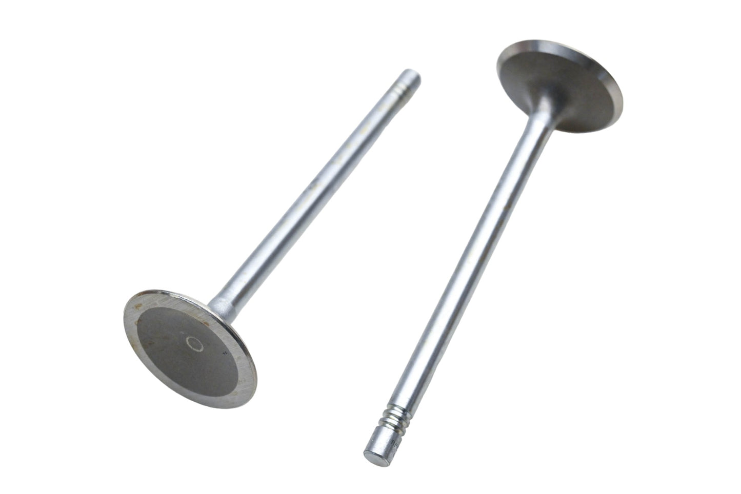 Sealed Power 2-V2202, V2202 Intake Valves Qty 2 NOS