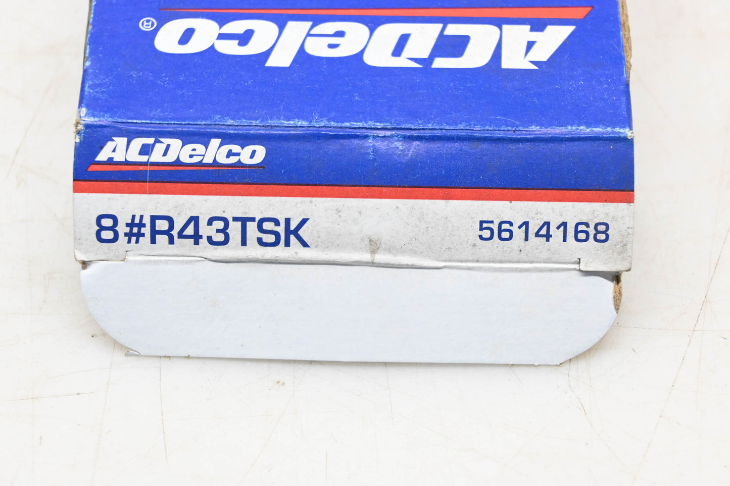 ACDelco R43TSK, 5614168 Spark Plugs Qty 8 NOS