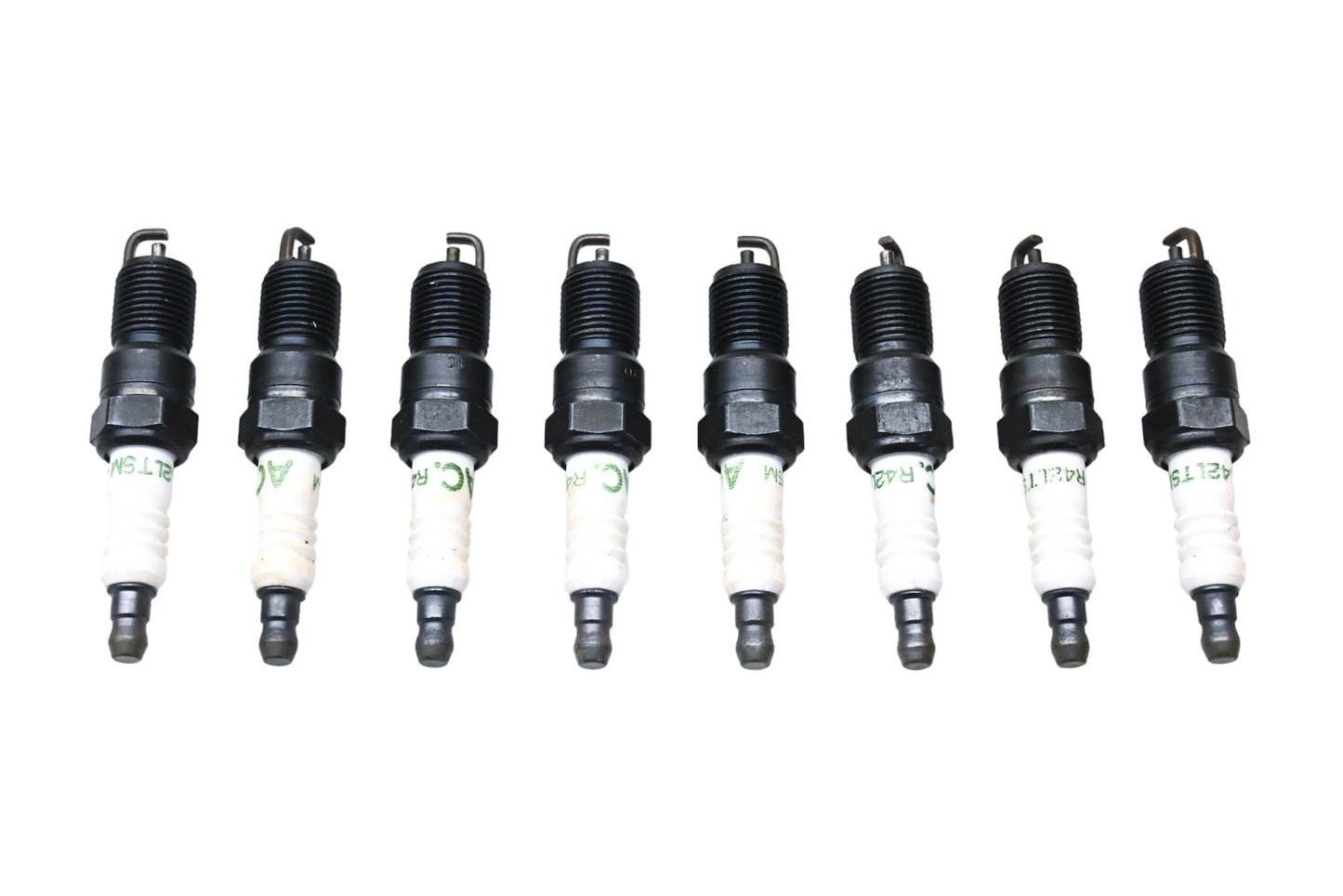 ACDelco R42LTSM, 5614197 Spark Plugs Qty 8 NOS