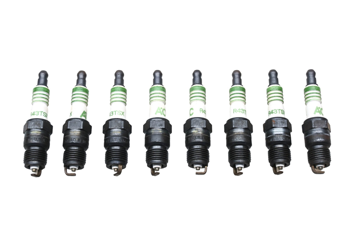 ACDelco R43TSX, 5613578 Acniter II Spark Plugs Qty 8 NOS