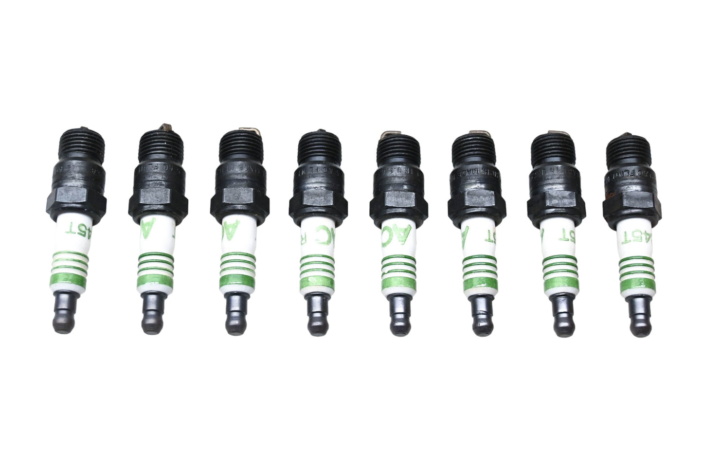 ACDelco R45T, 5613356 Acniter II Spark Plugs Qty 8 NOS