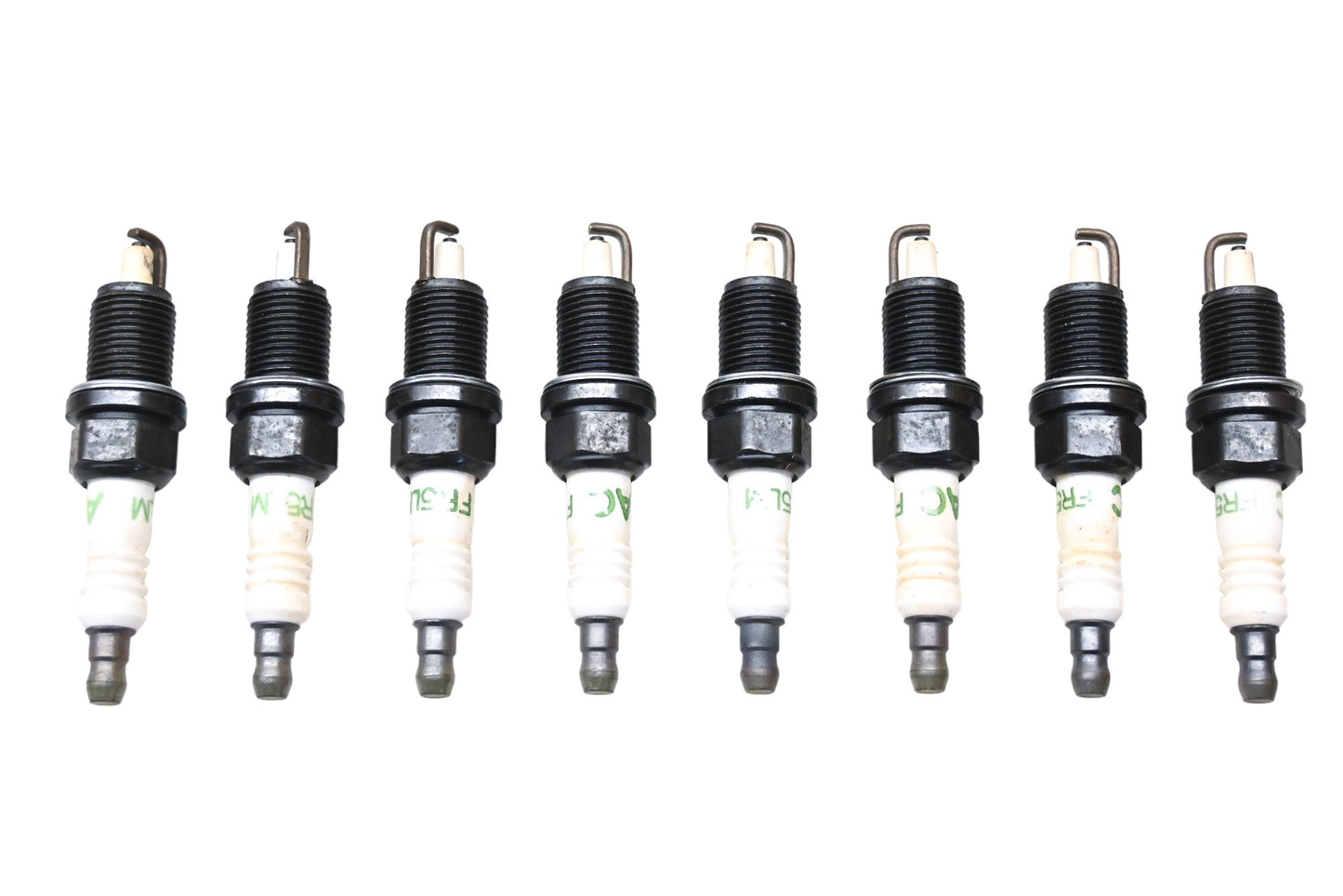 ACDelco FR5LM, 5614228 Spark Plugs Qty 8 NOS