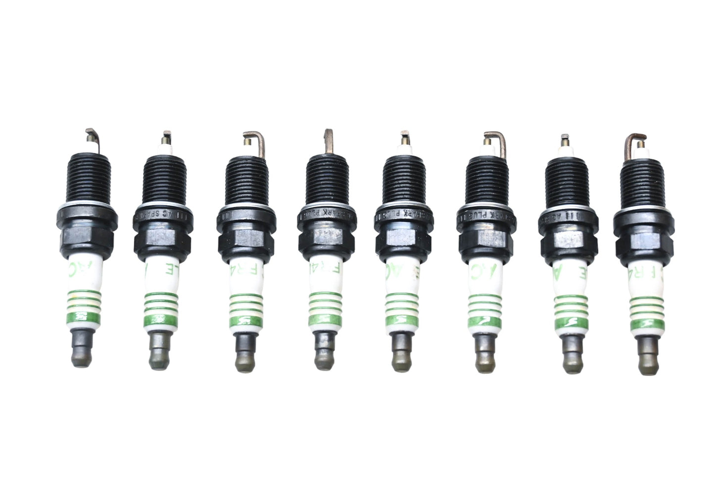 ACDelco FR4LE, 5613739 Spark Plugs Qty 8 NOS