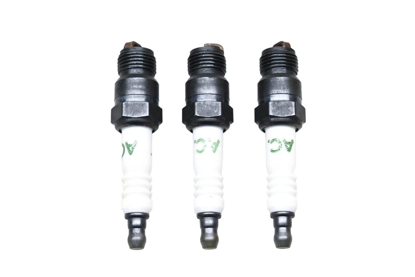 ACDelco R43T, 5613354 Spark Plugs Qty 3 NOS