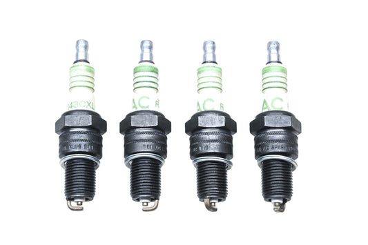 ACDelco R43CXLS, 5613940 Spark Plugs Qty 4 NOS