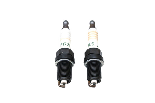 ACDelco FR3LS, 5613796 Spark Plugs Qty 2 NOS