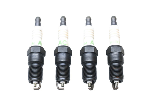 ACDelco R45LTSM, 5614279 Spark Plugs Qty 4 NOS