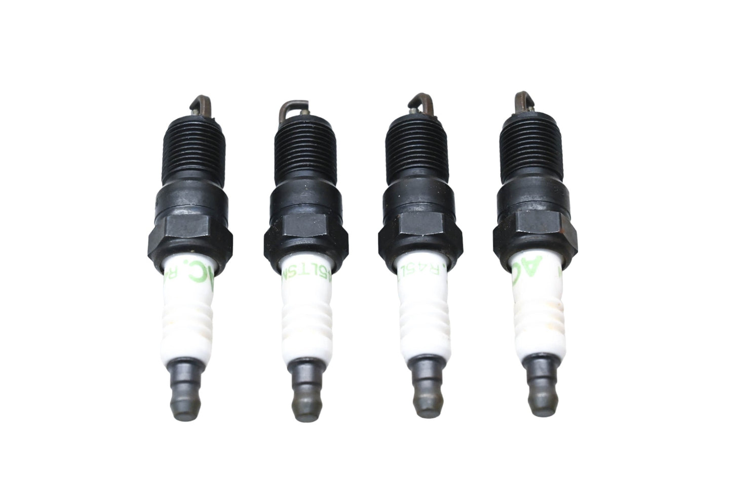ACDelco R45LTSM, 5614279 Spark Plugs Qty 4 NOS
