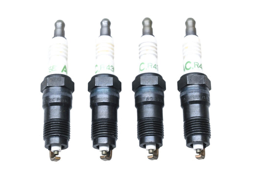 ACDelco R43NTSE, 5614002 Spark Plugs Qty 4 NOS