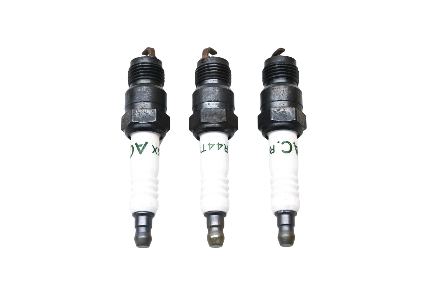 ACDelco R44TSX, 5613935 Spark Plugs Qty 3 NOS