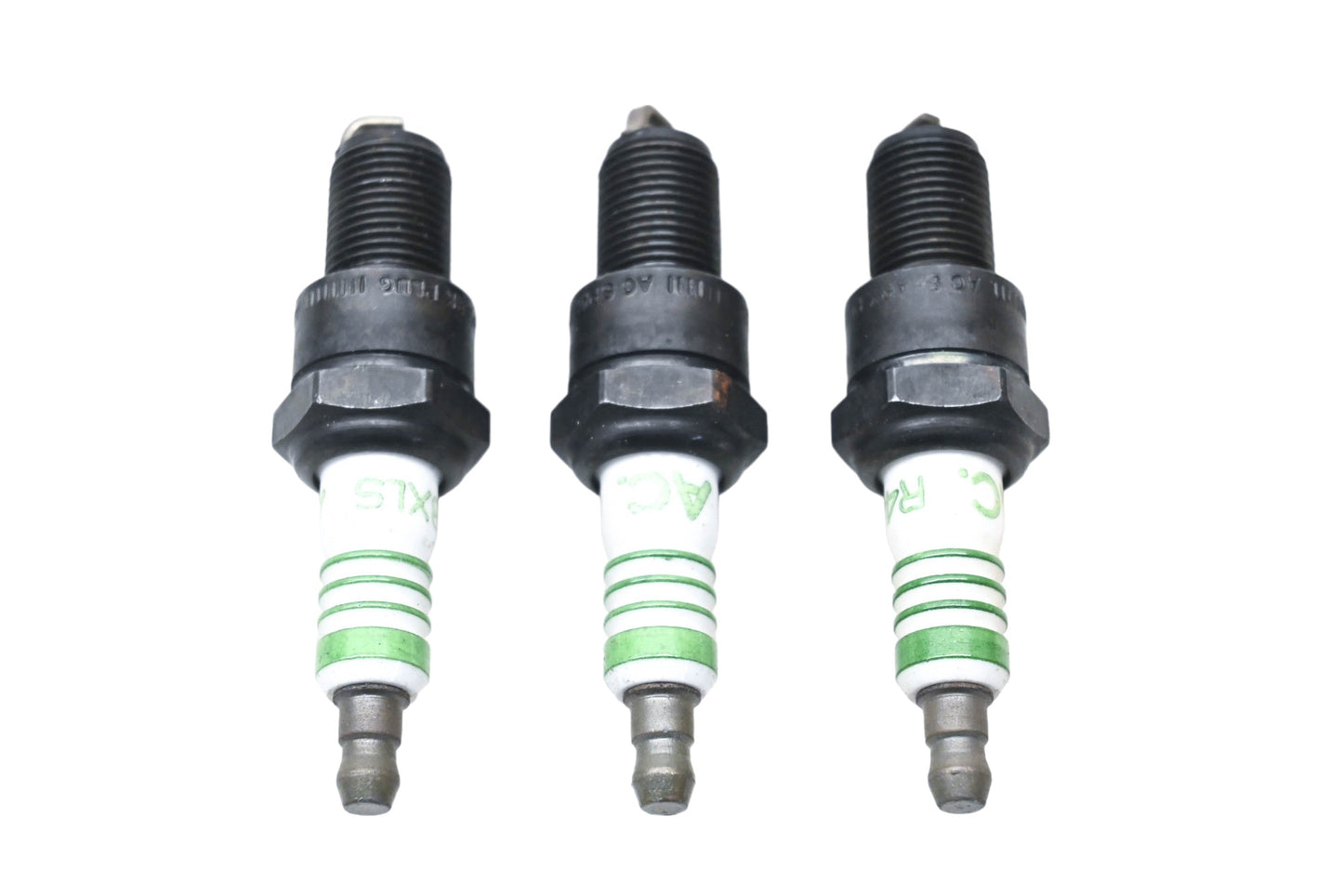 ACDelco R43XLS, 5613522 Spark Plugs Qty 3 NOS