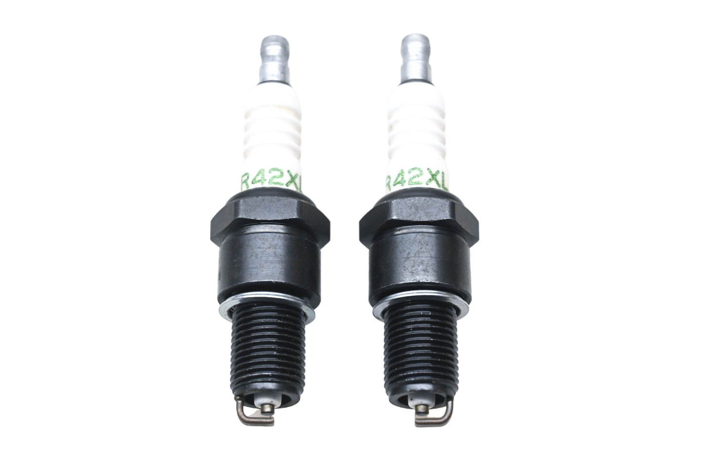 ACDelco R42XLS, 5613100 Spark Plugs Qty 2 NOS