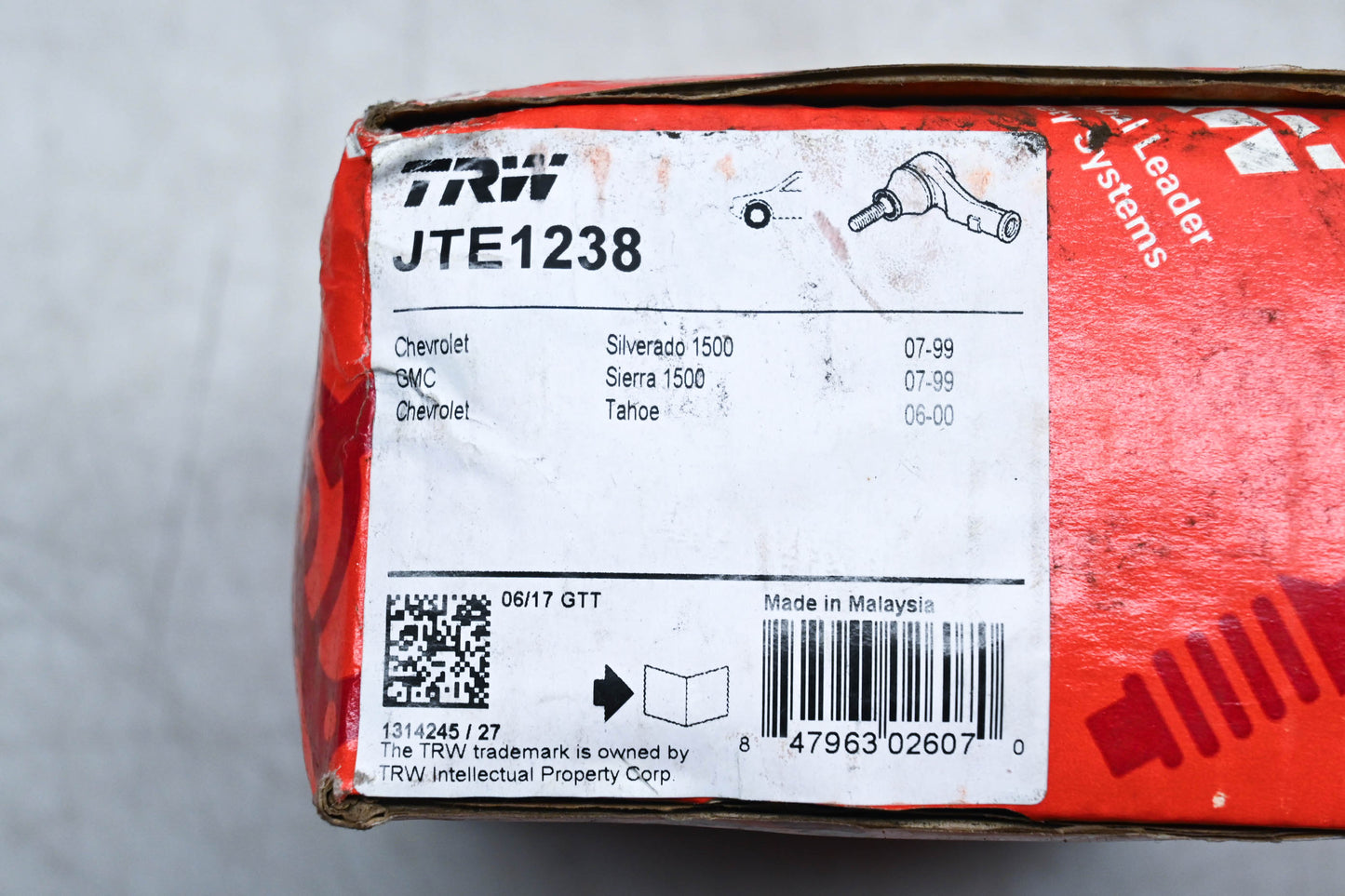 TRW JTE1238 Outer Tie Rod End Kit NOS