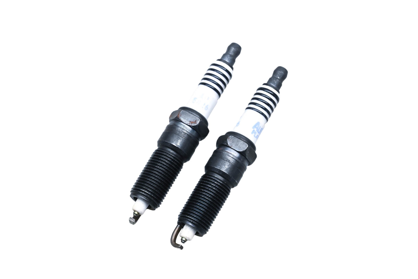 Autolite AP5426 Platinum Spark Plugs Qty 2 NOS