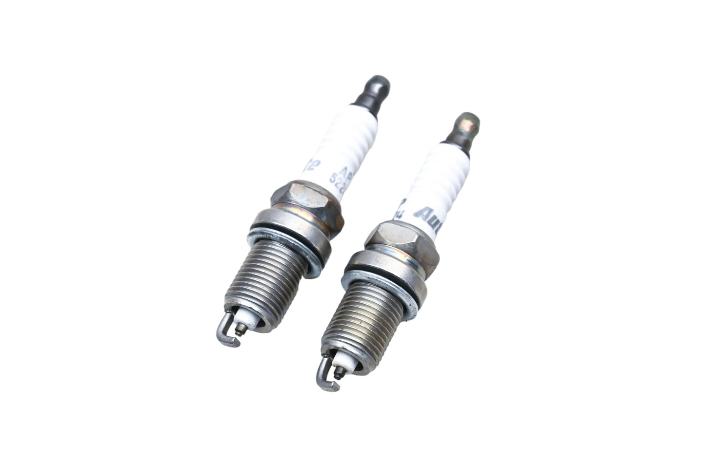 Autolite AP5224 Platinum Spark Plugs Qty 2 NOS