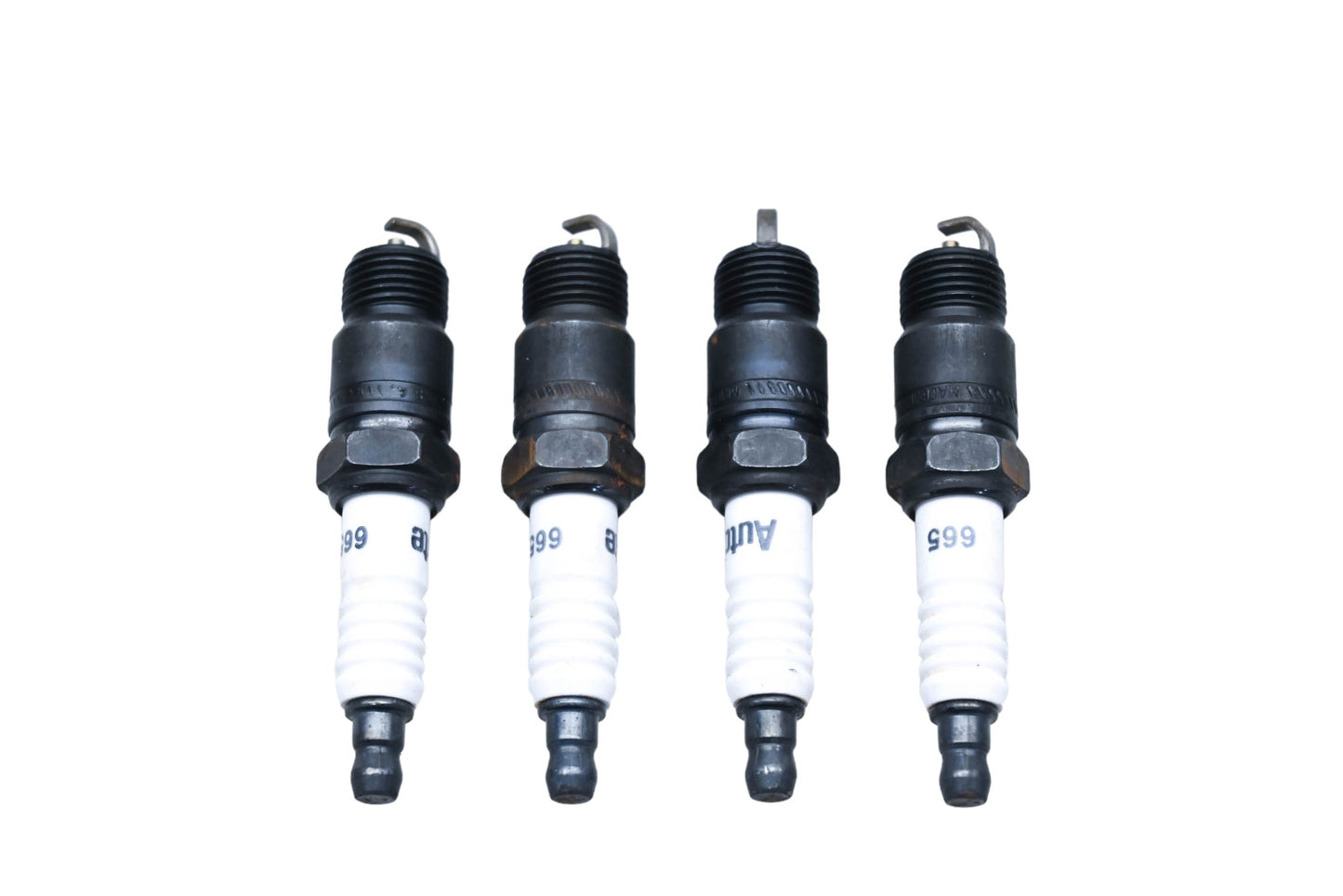 Autolite 665 Copper Core Resistor Spark Plugs Qty 4 NOS