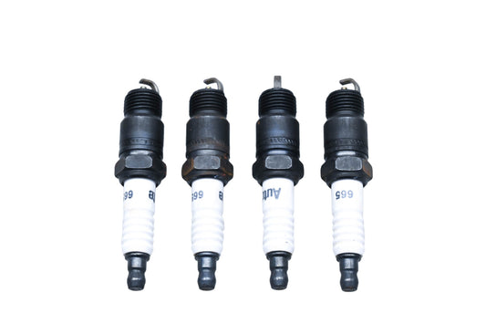 Autolite 665 Copper Core Resistor Spark Plugs Qty 4 NOS