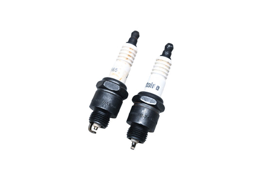 Autolite 565 Copper Core Spark Plug Kit Qty 2 NOS