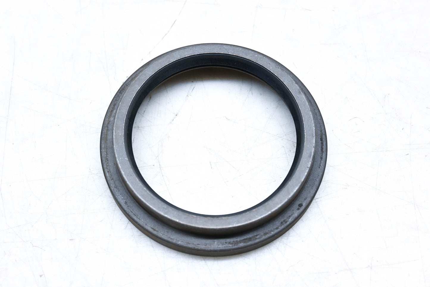CR 39585 Oil Seal NOS
