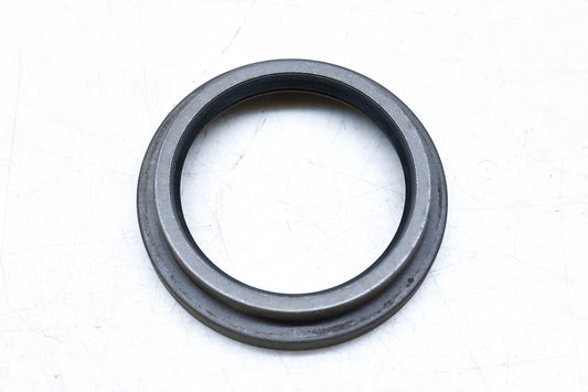 CR 39585 Oil Seal NOS