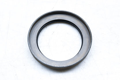 CR 39585 Oil Seal NOS