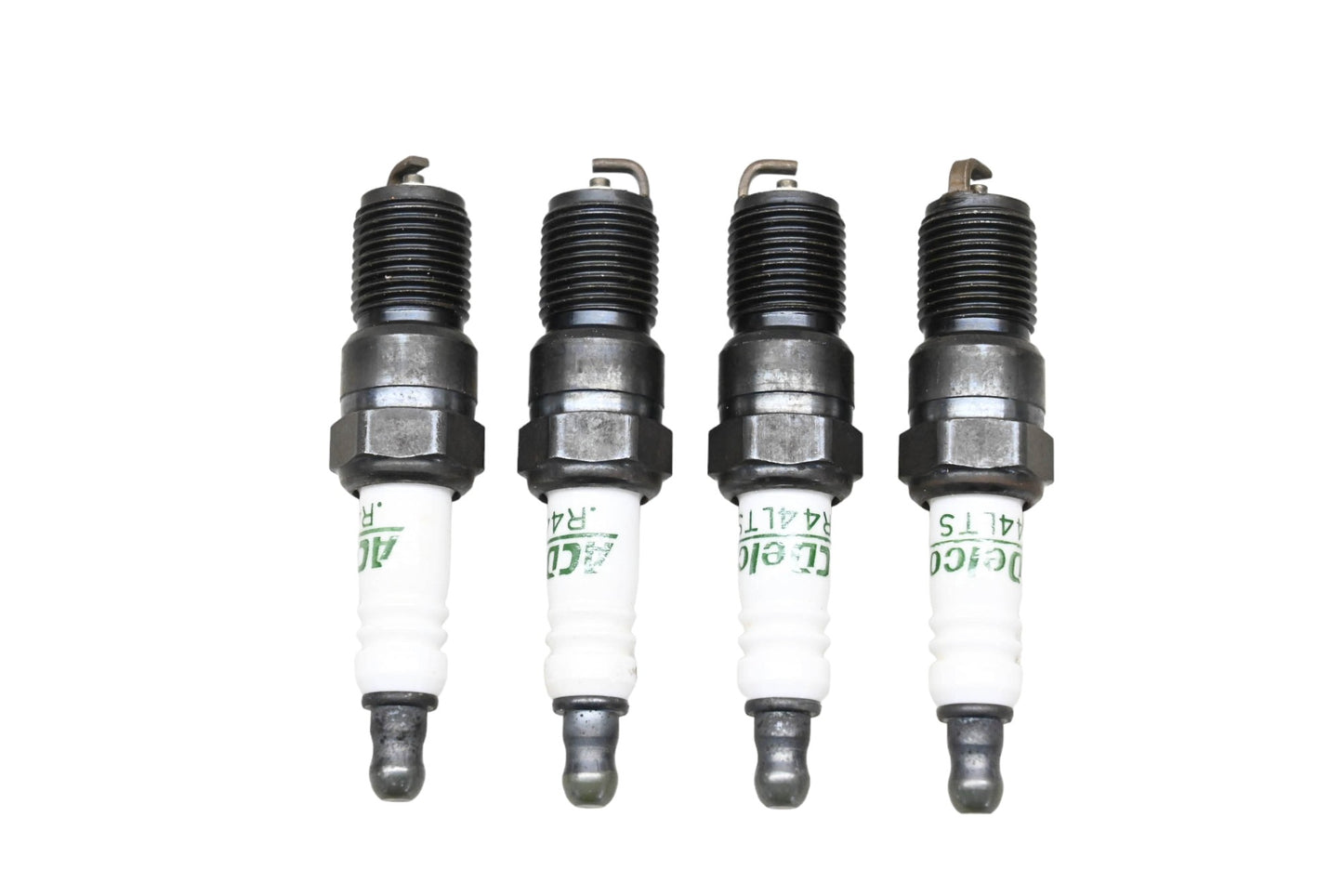 ACDelco R44LTS Spark Plugs Qty 4 NOS