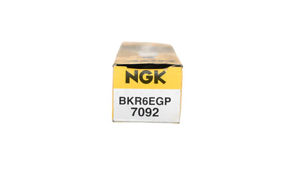 NGK BKR6EGP, 7092 G-Power Platinum Spark Plugs Qty 2 NOS