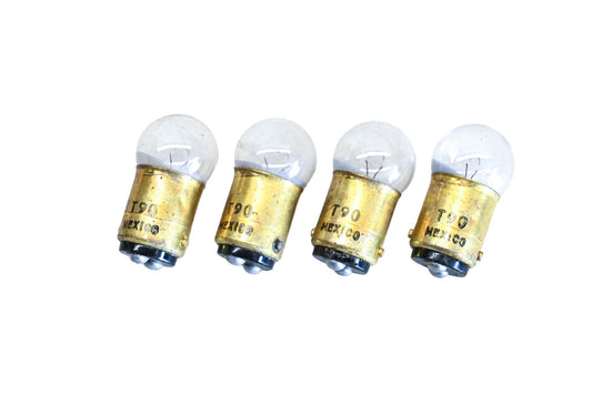 Wagner 90, T90 Miniature Light Bulbs Qty 4 NOS