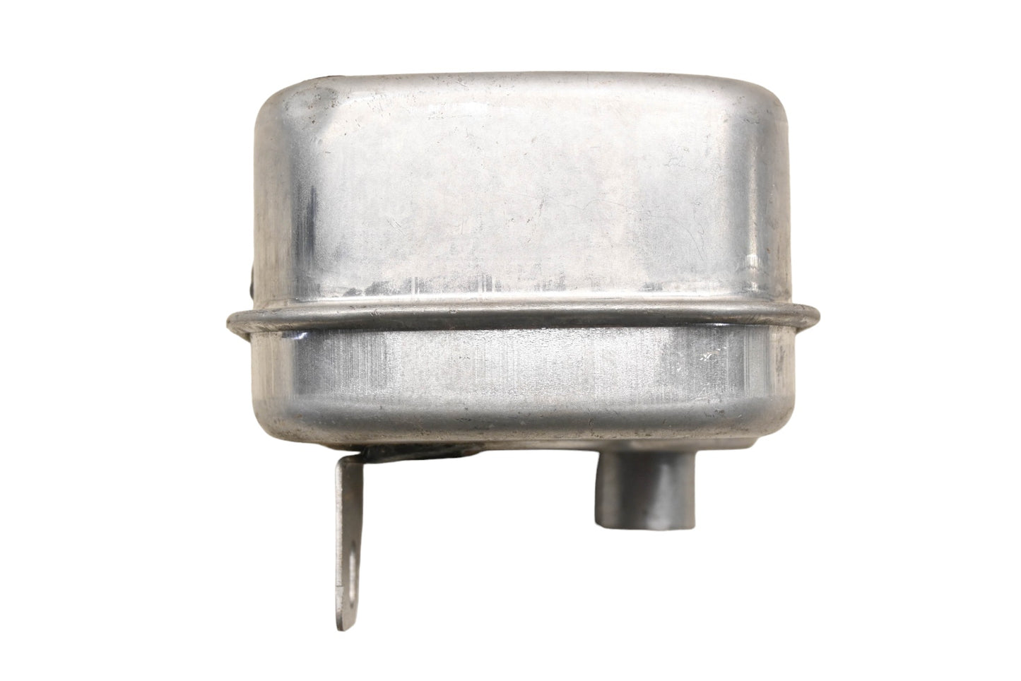 Briggs & Stratton 692304 Muffler NOS