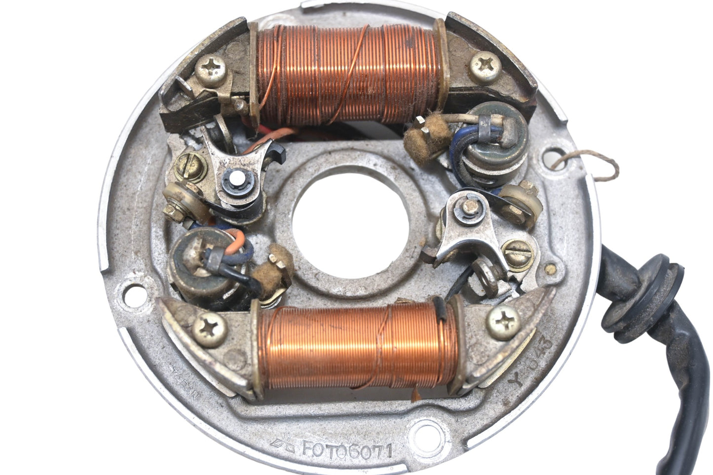 OEM Yamaha 861-81300-20-00 Flywheel Magneto Stator Assembly