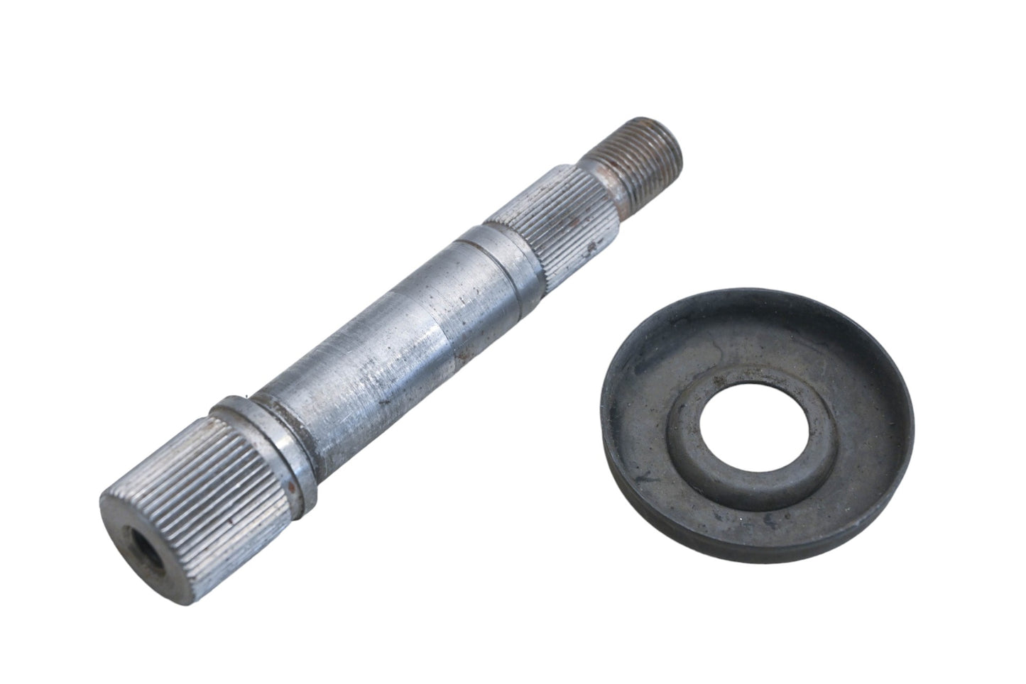 MTD 938-0707A Spindle Shaft & Seal