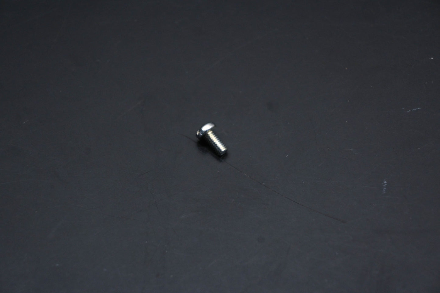 New OEM Echo 90022003006 Screw NOS