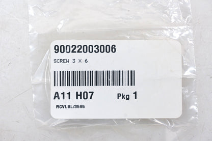 New OEM Echo 90022003006 Screw NOS