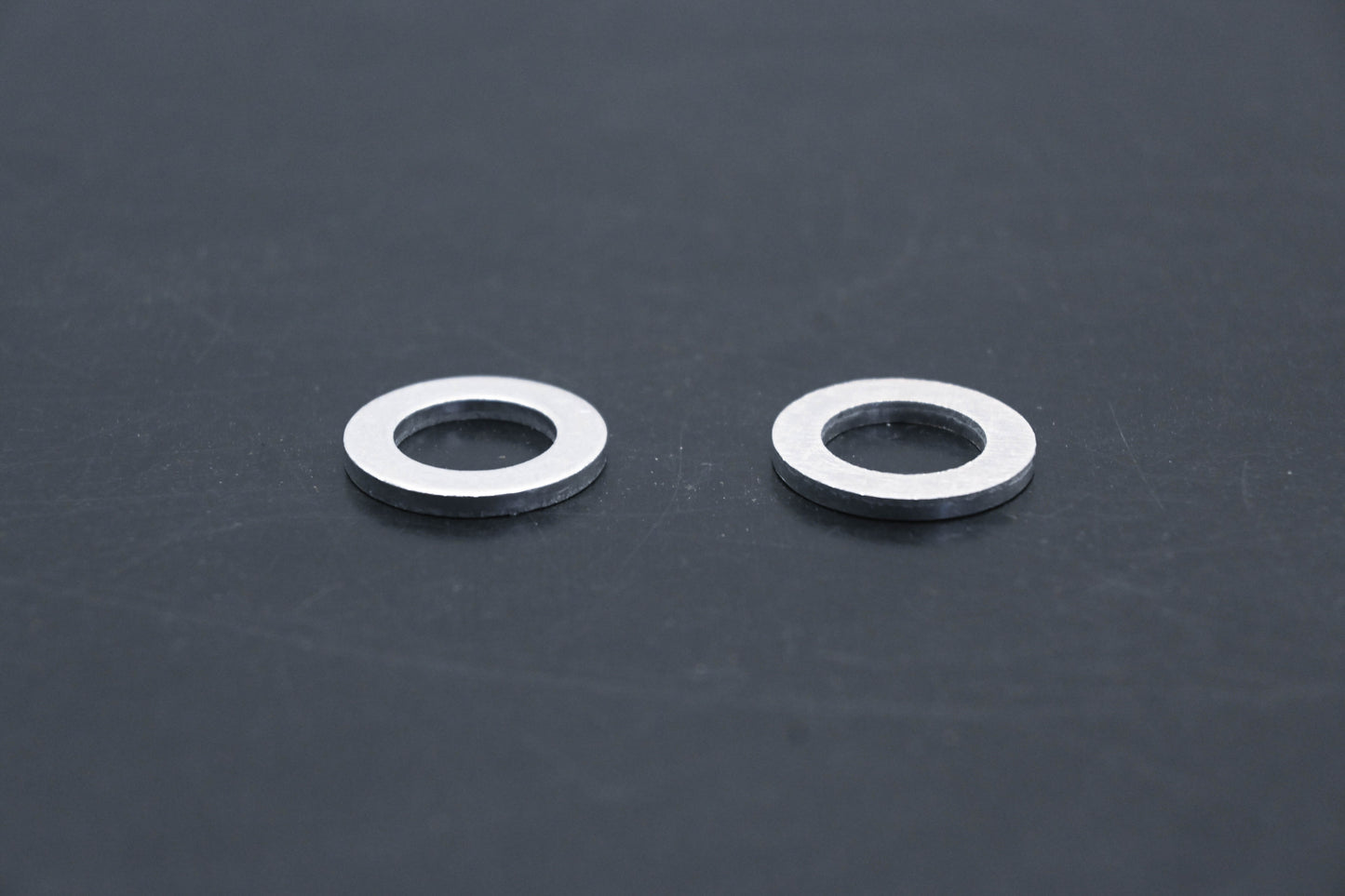 Toro 121-0310 Washers Qty 2 NOS
