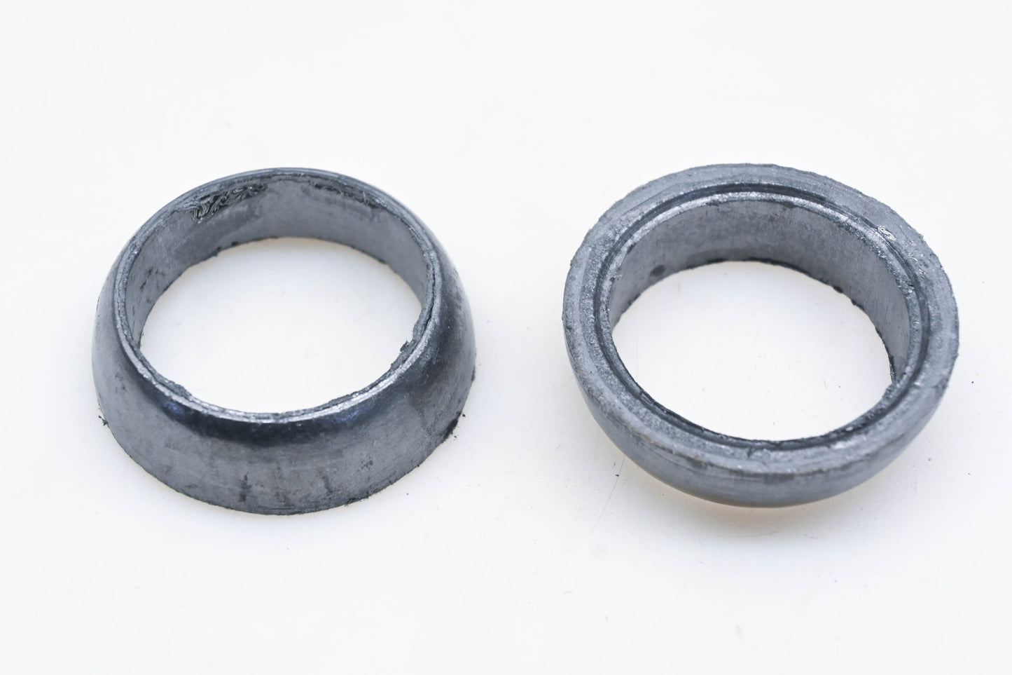 Aftermarket IQ026-15 Exhaust Donut Gaskets 2-5/16" OD x 1-3/4" ID x 11/16" Qty 2 NOS