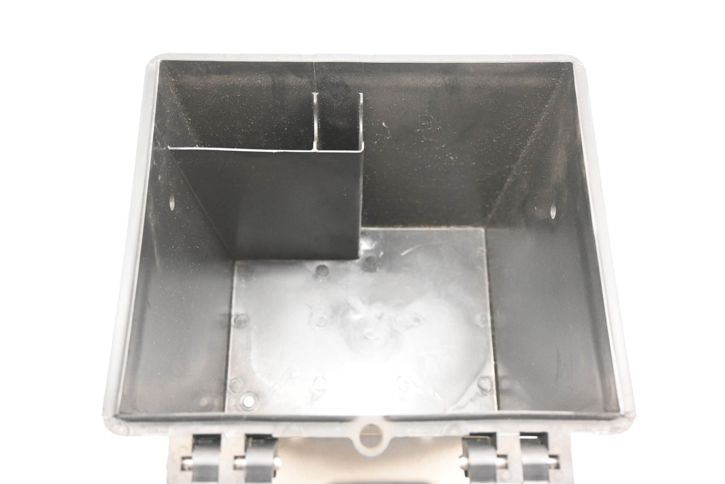 New OEM Yamaha 4XE-F160A-01-00 Storage Box NOS