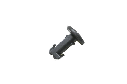 Land Rover LR012844 Tow Eye Cover Clip NOS