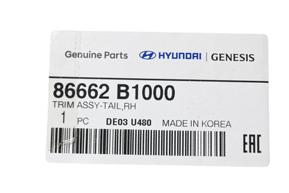 Hyundai 86662-B1000 Tail Trim Assembly RH NOS
