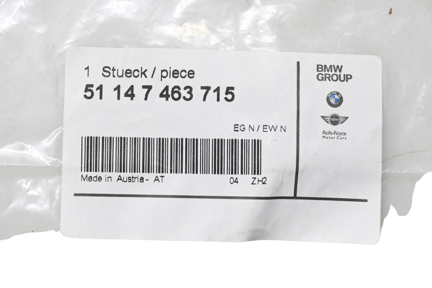 New OEM BMW 51 14 7 463 715 BMW Emblem NOS