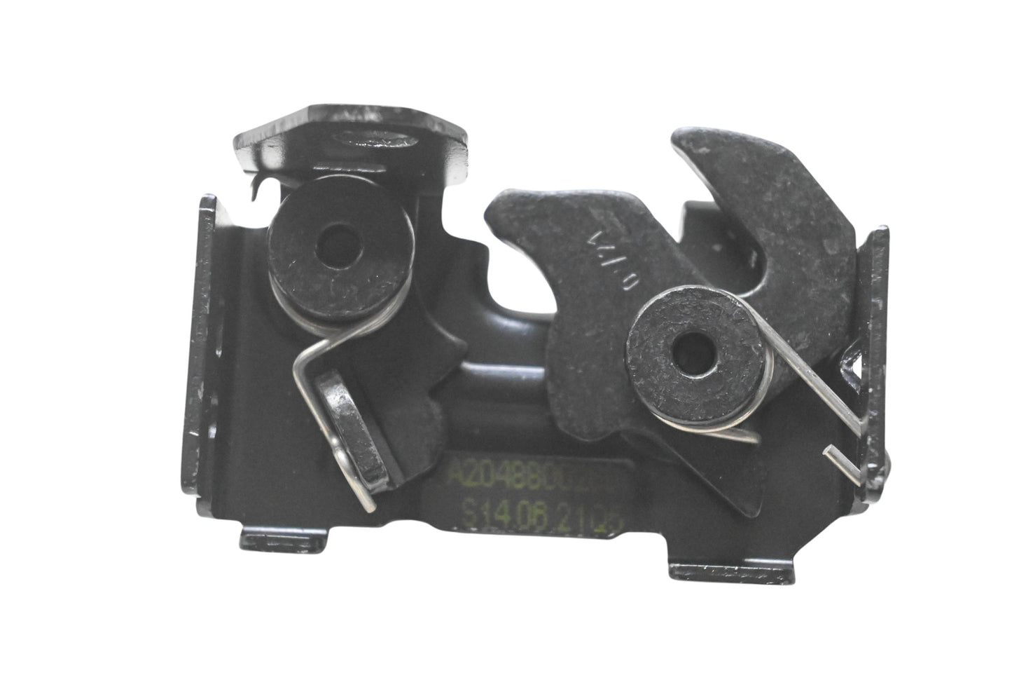 New OEM Mercedes-Benz 204 880 02 60 Latch Assembly NOS